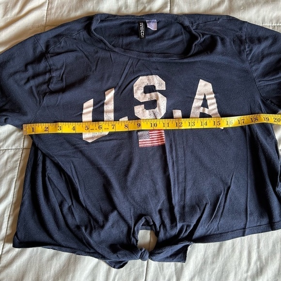 L/G - H&M Divided Top - Picture 2 of 4